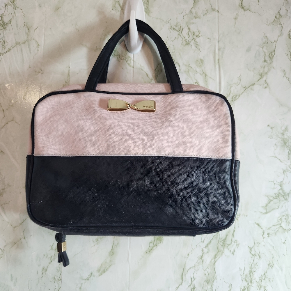 Victoria's Secret Large Cosmetic/Toiletry Bag
